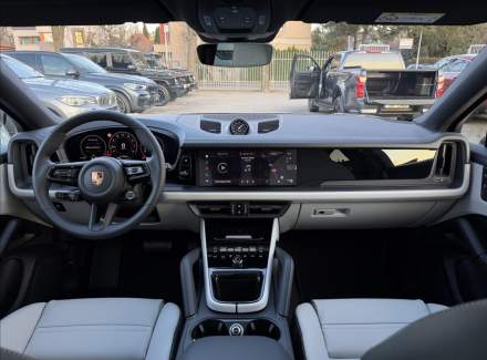 Porsche - Cayenne