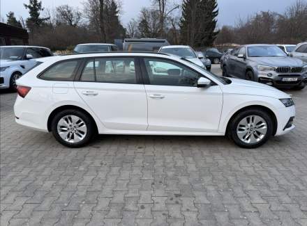 Škoda - Octavia