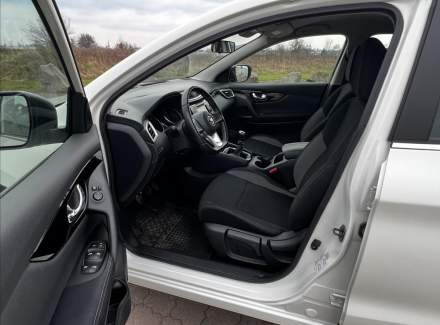 Nissan - Qashqai
