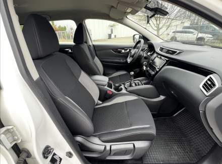 Nissan - Qashqai