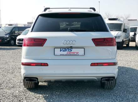 Audi - Q7
