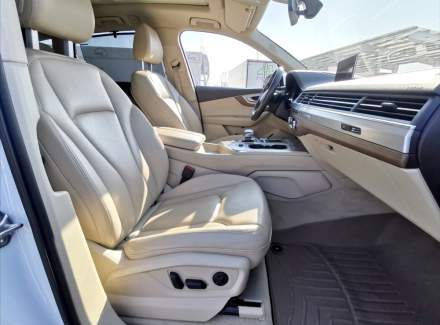 Audi - Q7