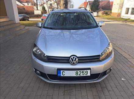 Volkswagen - Golf