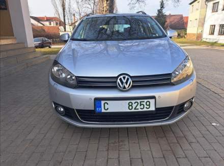 Volkswagen - Golf