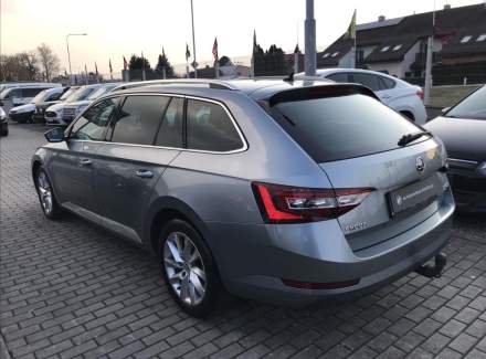 Škoda - Superb