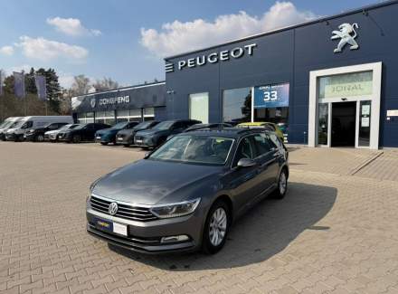 Volkswagen - Passat