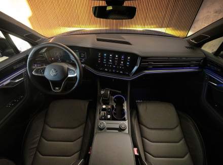 Volkswagen - Touareg