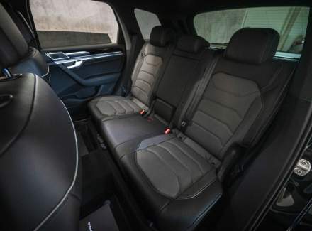 Volkswagen - Touareg