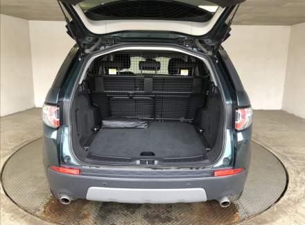 Land Rover - Discovery Sport