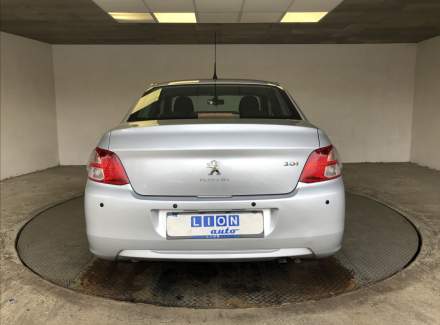 Peugeot - 301
