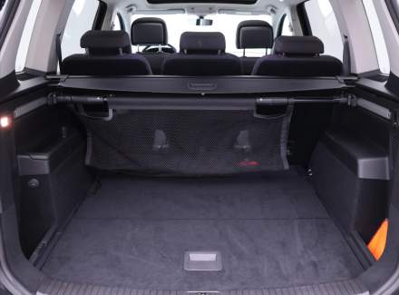 Volkswagen - Touran