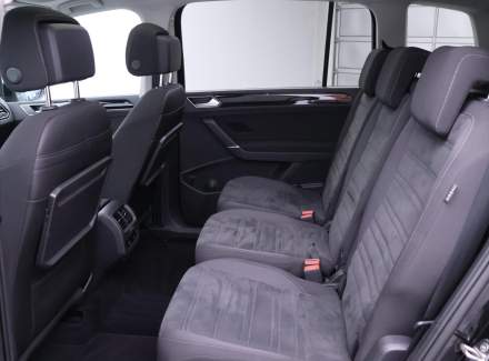 Volkswagen - Touran