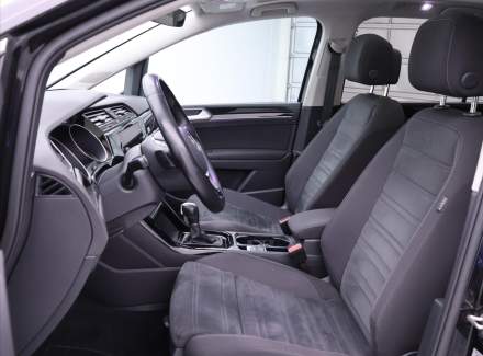 Volkswagen - Touran