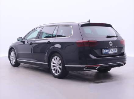 Volkswagen - Passat