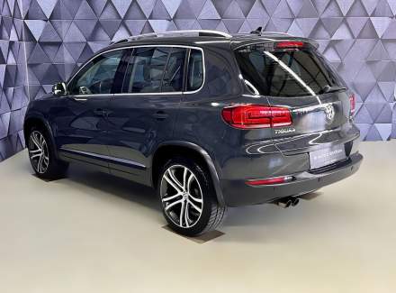 Volkswagen - Tiguan