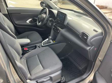 Toyota - Yaris Cross