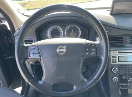 Volvo - V70