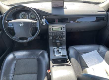 Volvo - V70