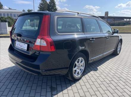 Volvo - V70
