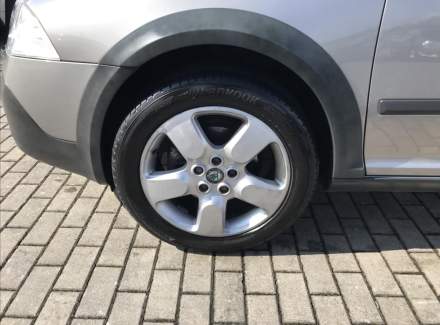Škoda - Octavia