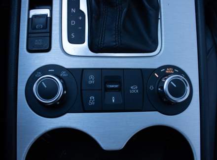 Volkswagen - Touareg