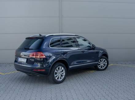 Volkswagen - Touareg