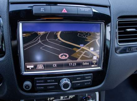 Volkswagen - Touareg