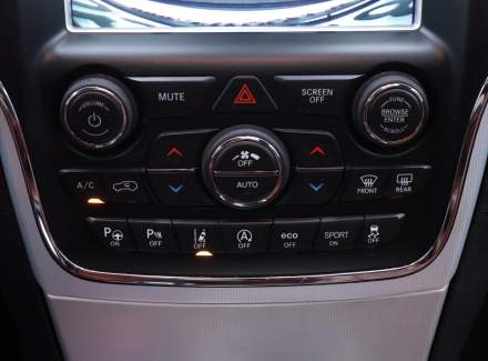 Jeep - Grand Cherokee