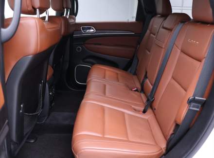 Jeep - Grand Cherokee
