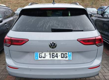 Volkswagen - Golf