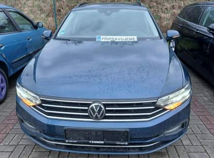 Volkswagen - Passat
