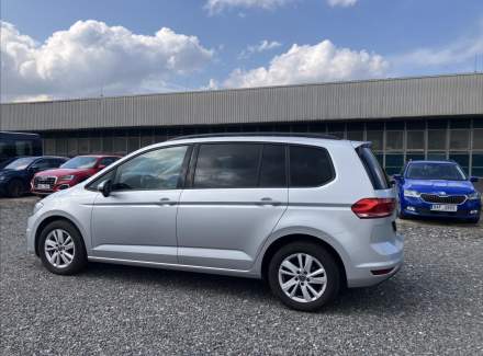 Volkswagen - Touran