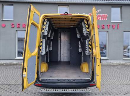 Mercedes-Benz - Sprinter