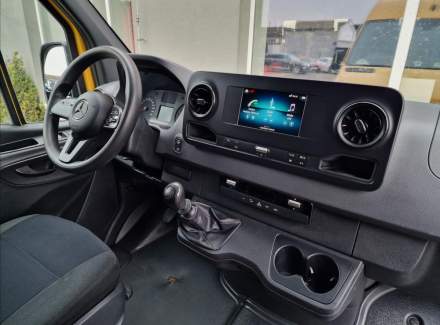 Mercedes-Benz - Sprinter
