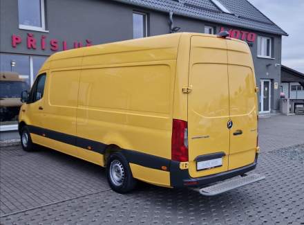Mercedes-Benz - Sprinter