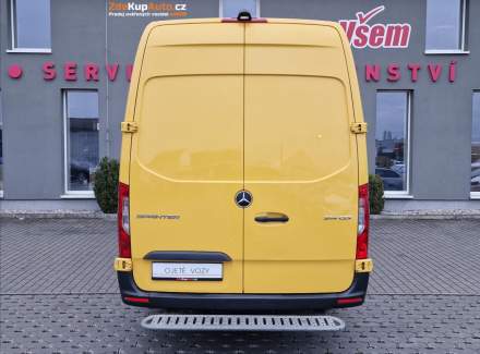 Mercedes-Benz - Sprinter