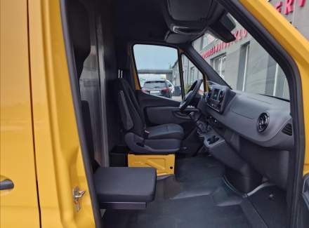 Mercedes-Benz - Sprinter