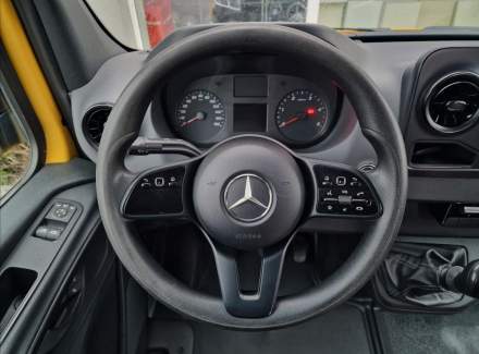 Mercedes-Benz - Sprinter