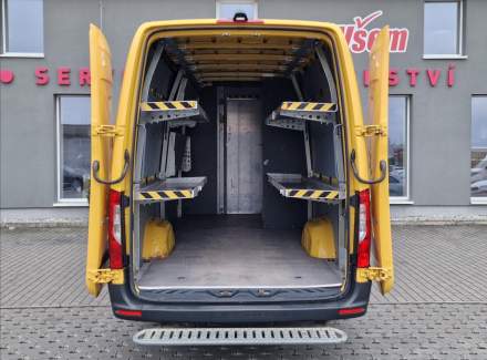 Mercedes-Benz - Sprinter