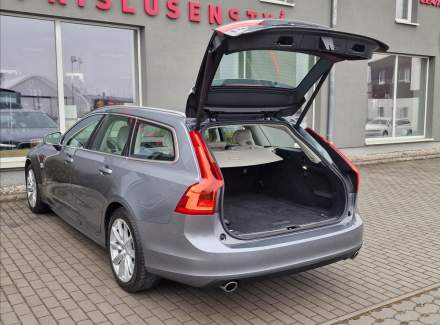 Volvo - V90