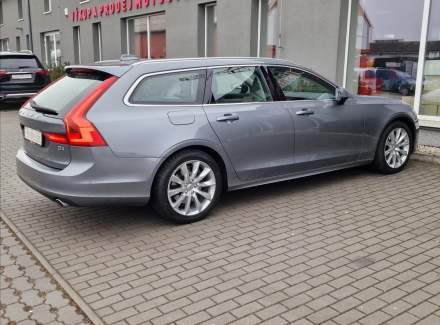 Volvo - V90