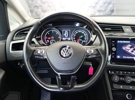 Volkswagen - Touran