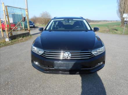 Volkswagen - Passat