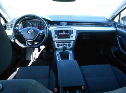 Volkswagen - Passat