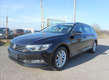 Volkswagen - Passat