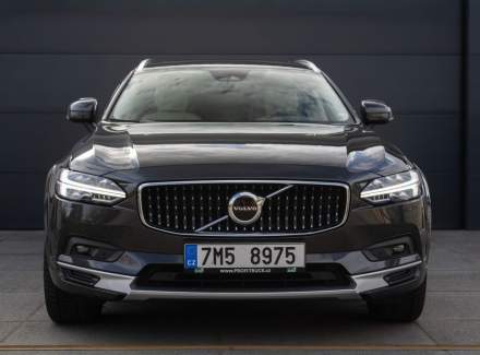 Volvo - V90