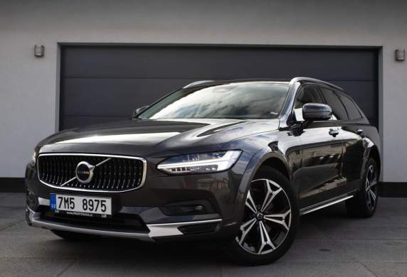 Volvo - V90