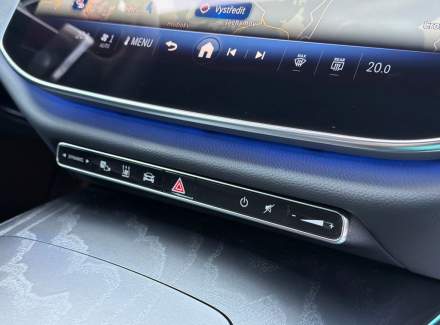 Mercedes-Benz - E-class