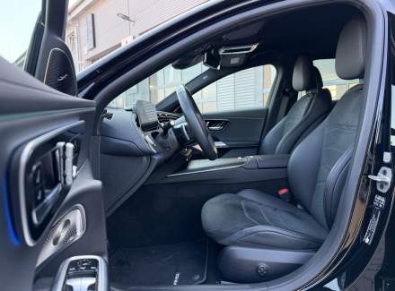 Mercedes-Benz - E-class