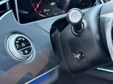 Mercedes-Benz - E-class